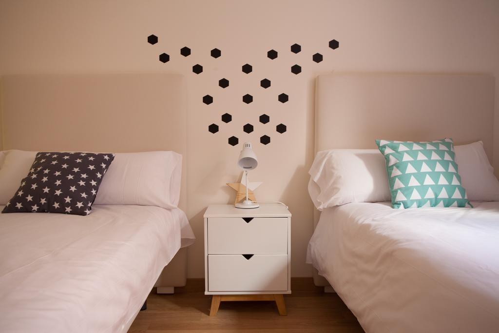 Apartments Ole - Albareda 24 Sevilla Zimmer foto